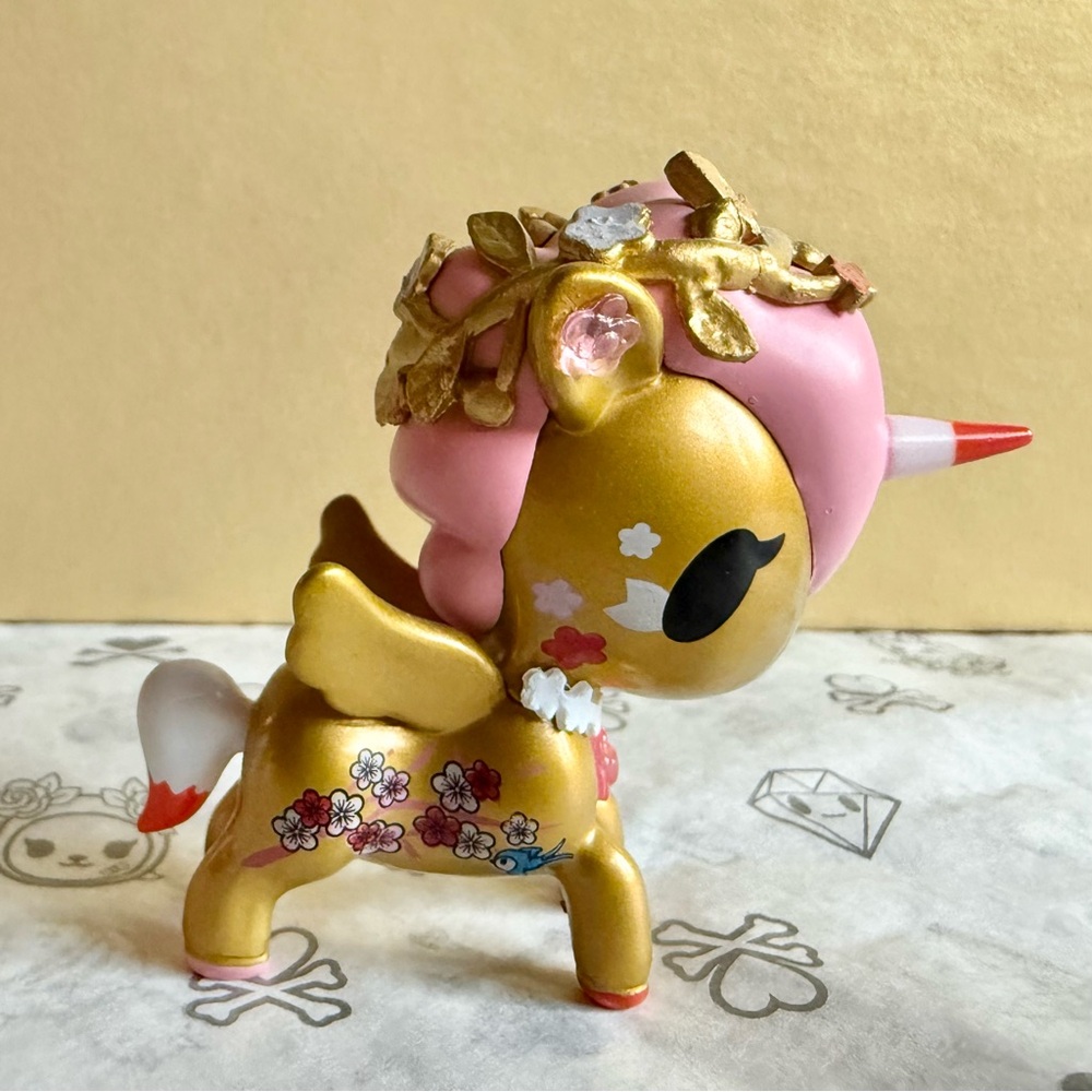 ICHIYO Cherry Blossom Unicorno Series Collectible Vinyl by Tokidoki - Picture 2 of 4